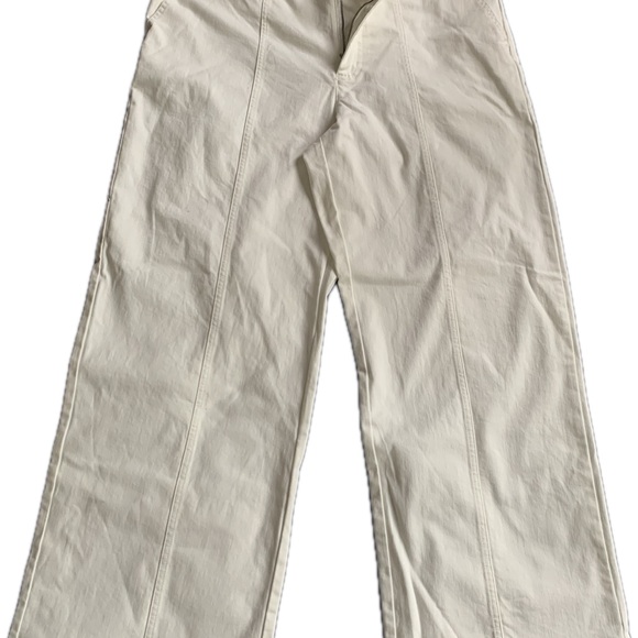 Universal Thread Off-White Stretch Pants - Picture 4 of 7